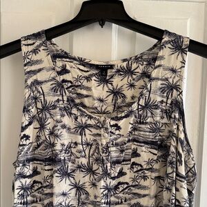 Torrid Navy/White Palm Toile Print Sleeveless Top